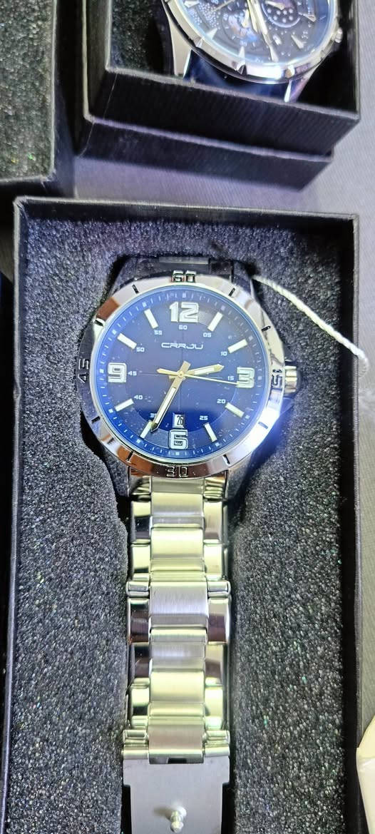 سعر مناسب ***********🛑
توصيل 5الاف لكل العراق 💞🇮🇶
ساعات🛑🛑 dhl📢📢📢📢
