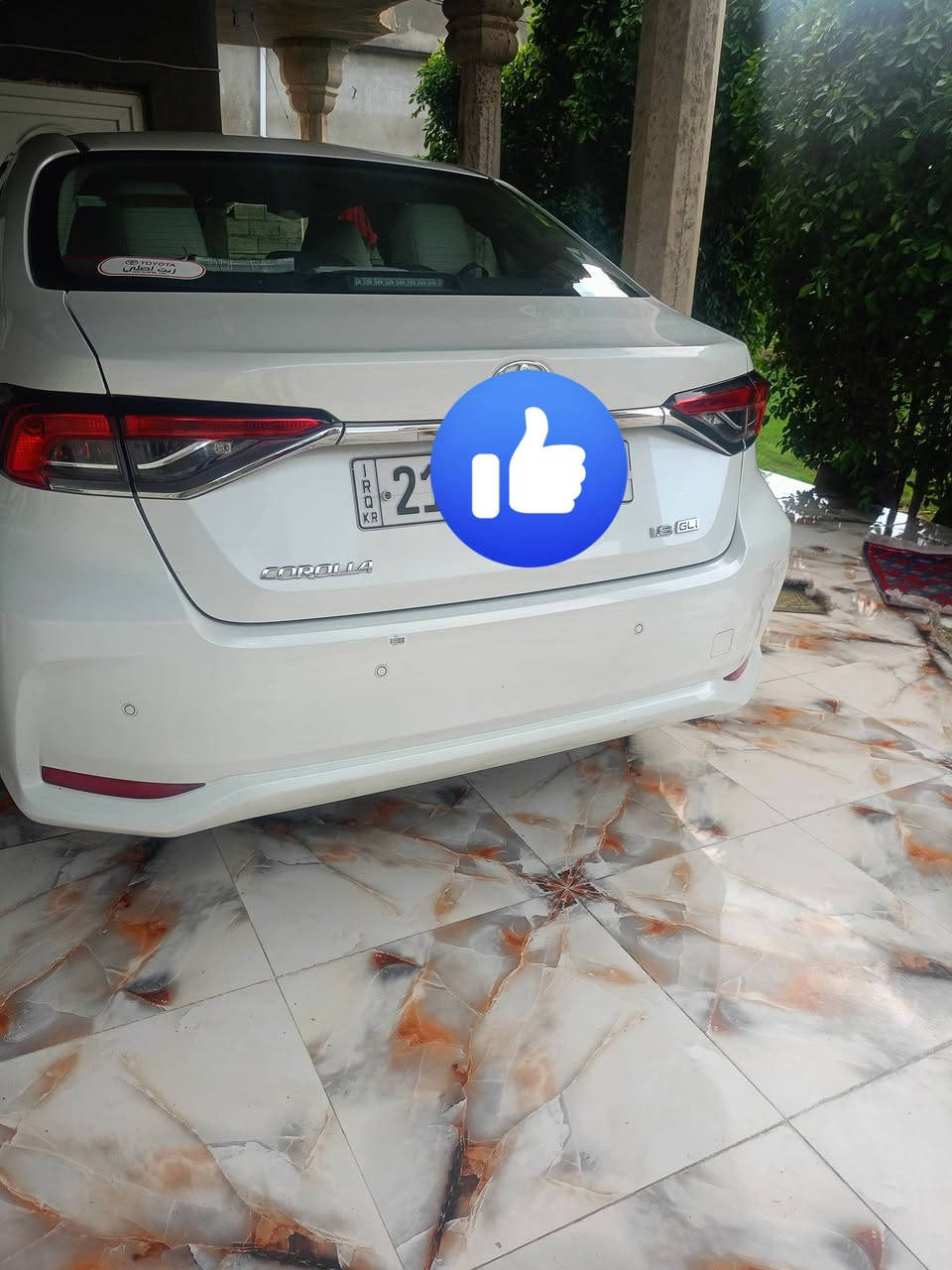 كورلا 21مكفوله عدا  بارد حك اصبع بالباب الي عكس السايق بصمه  سياره جديده على تراب الشركه هزه جديده بسمي سعرها 167 وبيهه مجال بسيط***********      ***********
