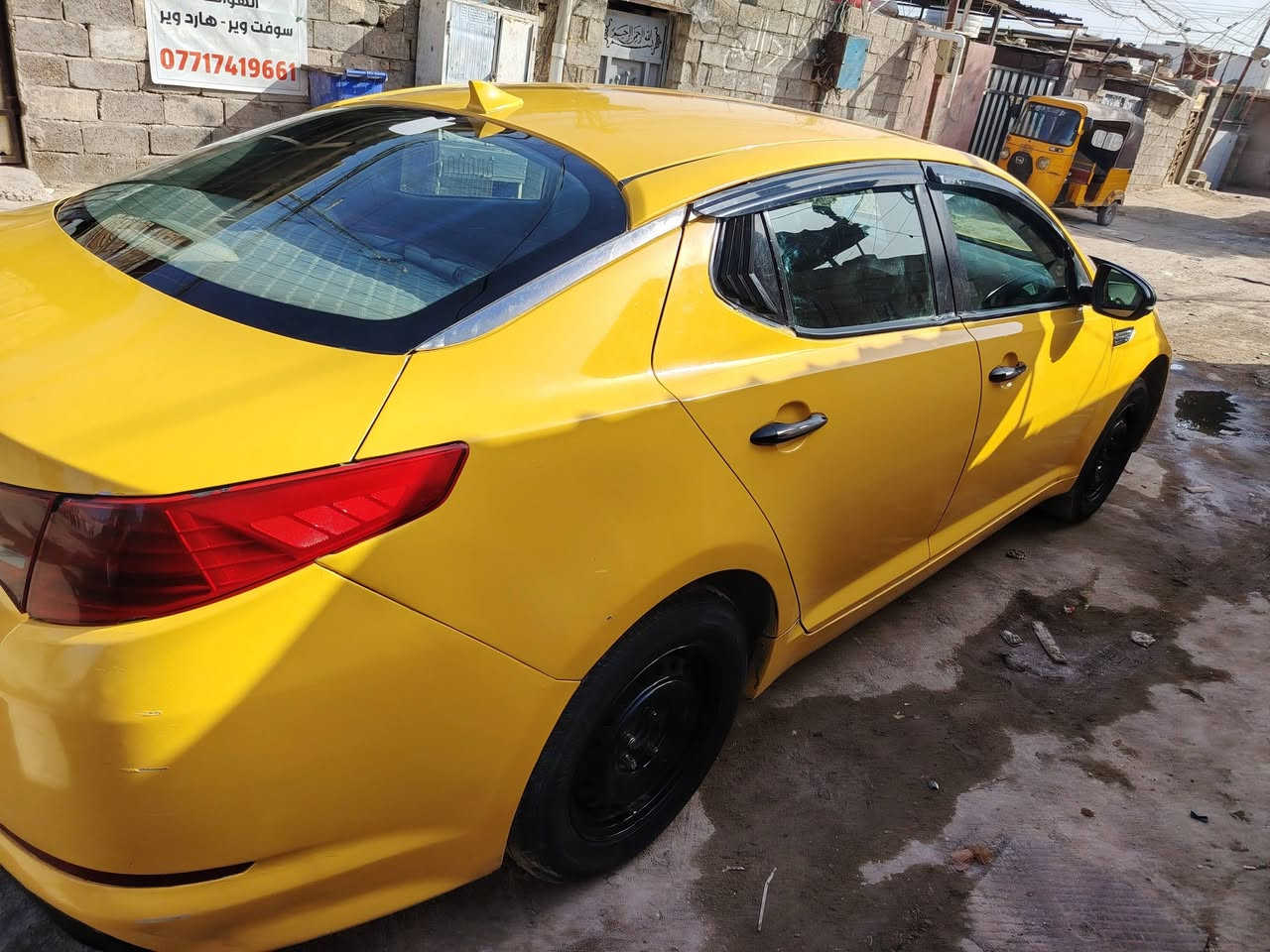 نوع السيارة كيا اوبتيما (Kia Optima).
سنة الصنع : 2013

المنشأ وارد أمريكي.

حجم المحرك : 2000

اللون أصفر كما موضح بالصوره

سنويه لل 2031

مكاني بغداد الشعله

***********

