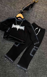 موديل جديد • ملابس • ١٠