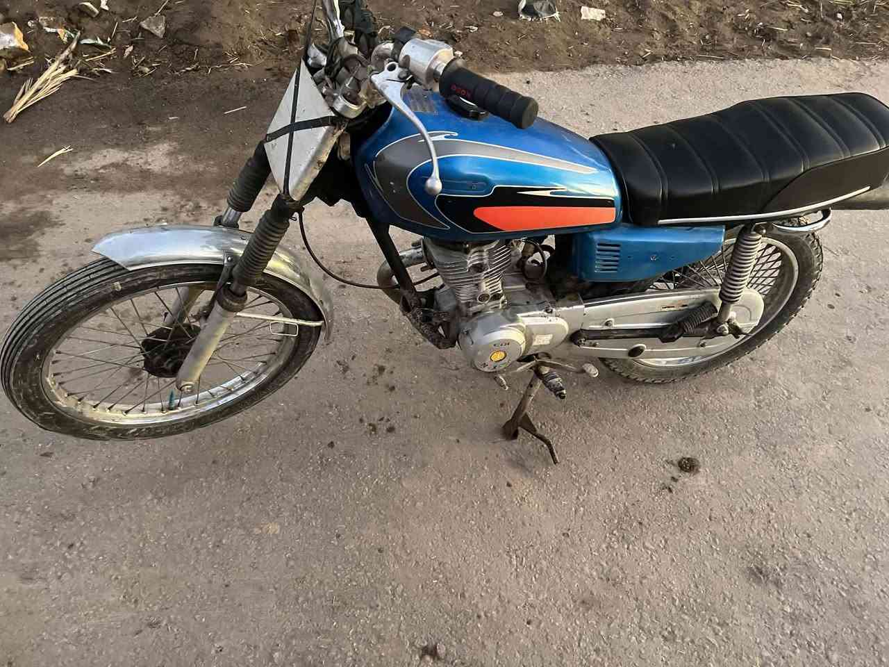 السلام عليكم دراجه ربعه كير كلك مكفوله من السرقه السعر 275 وبيهه مجال نتصال عله هاذه الرقم***********
