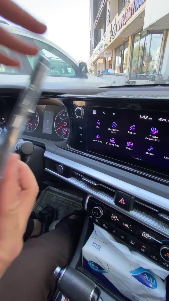 ✨🚗 حوّل مشوارك لراحة ومتعة بكل سهولة!

حامل السيارة الذكي بدوران 360° يجعل كل شيء أقرب وأسهل أثناء القيادة 😍

• يسع مشروباتك، وجباتك الخفيفة، وحتى هاتفك… كلهم بمكان واحد منظم ومرتب!
• دوران 360° يخليك تضبط الزاوية اللي تناسبك بكل سلاسة 🔄
• قاعدة قابلة للتوسيع تناسب أي سيارة بكل مرونة 🚘
• تثبيت قوي يمنع الاهتزاز حتى بالطريق المتعرّج 💪
• سهل الفك والتركيب والتنقل بين سيارتك وسيارة غيرك 👌

🎉 مثالي للرحلات، الشغل، الانتظار… ويخلّي مقعدك الأمامي مساحة مريحة ومرتّبة دائمًا!

خلي كل شيء بمتناول إيدك واستمتع بقيادة أذكى وأسهل ✨🚗


**إذا كنت صاحب هذا الإعلان وتريد حذفه لأي سبب، رجاءا أرسل رسالة إلى الدعم الفني**