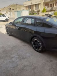 كي فور 2025  وارد امريكي  فول مواصفات عدا الفتحه  تشغيل عن بعداشاير بل...