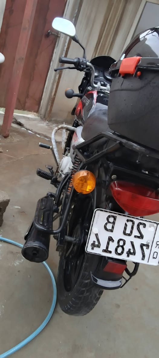 سلام عليكم للبيع او المراوس بوكسر موديل 20جبلي رقم نكليزي ممفتوح طالعة بل 22 شغاله ع اخر حباية. ع ايد وحدة  دراجة مال بيت خير من الله مكان دراجة حي جامعة السعر خاص.،رقم جوال *********** متواجد ع نت
