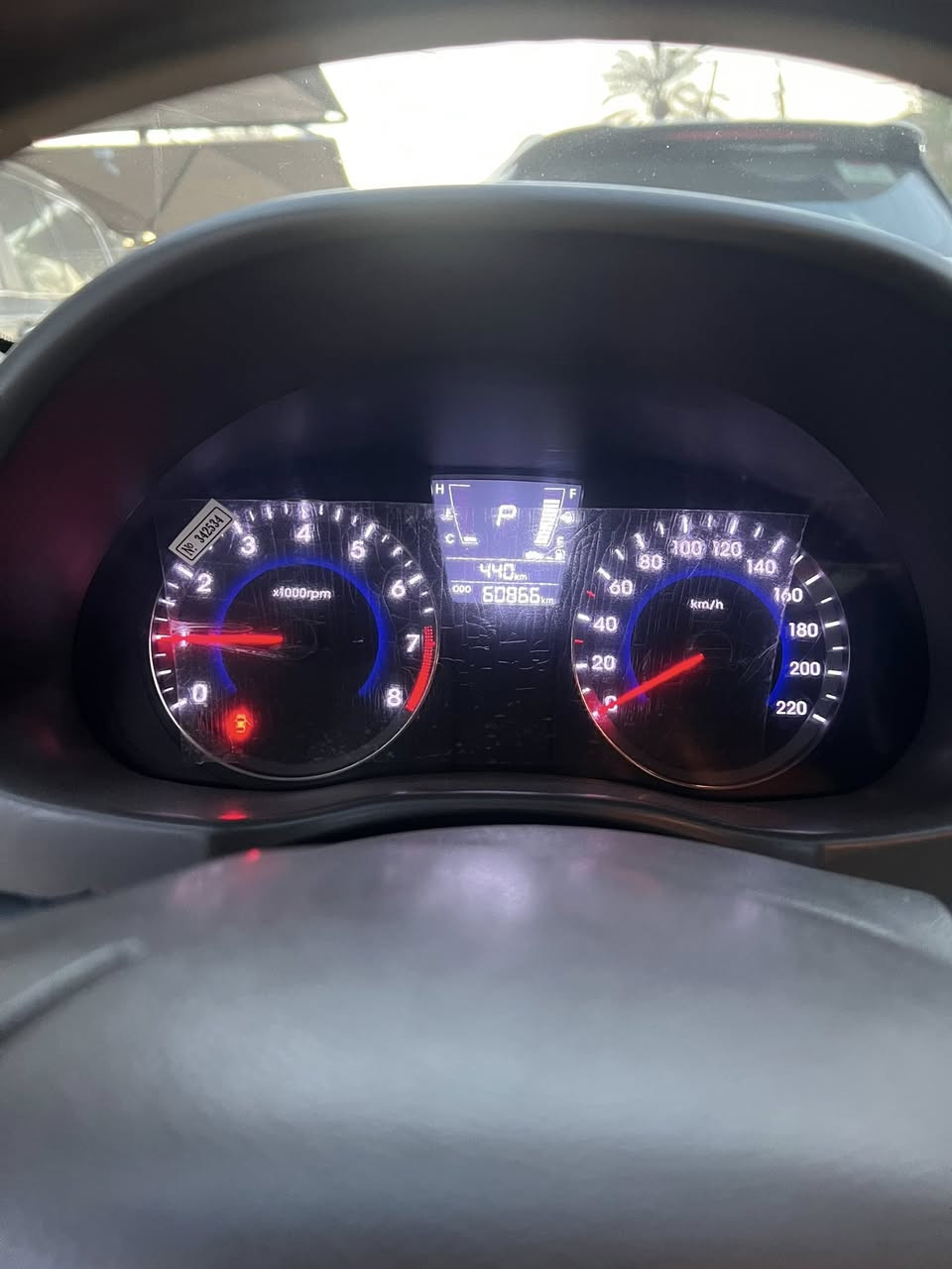 سلام عليكم اكسنت موديل 2014 على وضع الشركه بسمنه رقم بغدادالسياره جديده ماشيه 60 حقيقي السياره فول محرك 1600 دبل قطره برغي ممفتوح بيهه موصفات السياره فتحه اربعه دسك خمسه ويلكب خمس تجاوي بيهه طخه بل باب ومشر عليه صبغ للستفسار الاتصال *********** مكاني بغداد
