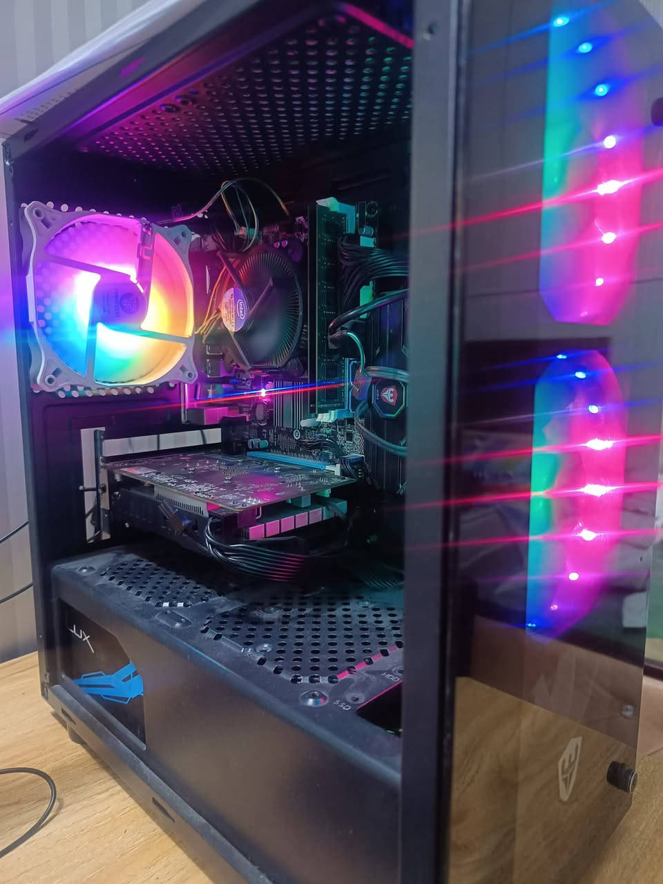 كلش نضيفة الصوره تحكم
Core i7 4790

Ram 16 GB

Gpu GTX 1050 Ti 4GB

SSD 128 gd

HDD 500 gd

Power 550 w

كيس اسود 4 فأن RGB

السعر (400)


**إذا كنت صاحب هذا الإعلان وتريد حذفه لأي سبب، رجاءا أرسل رسالة إلى الدعم الفني**