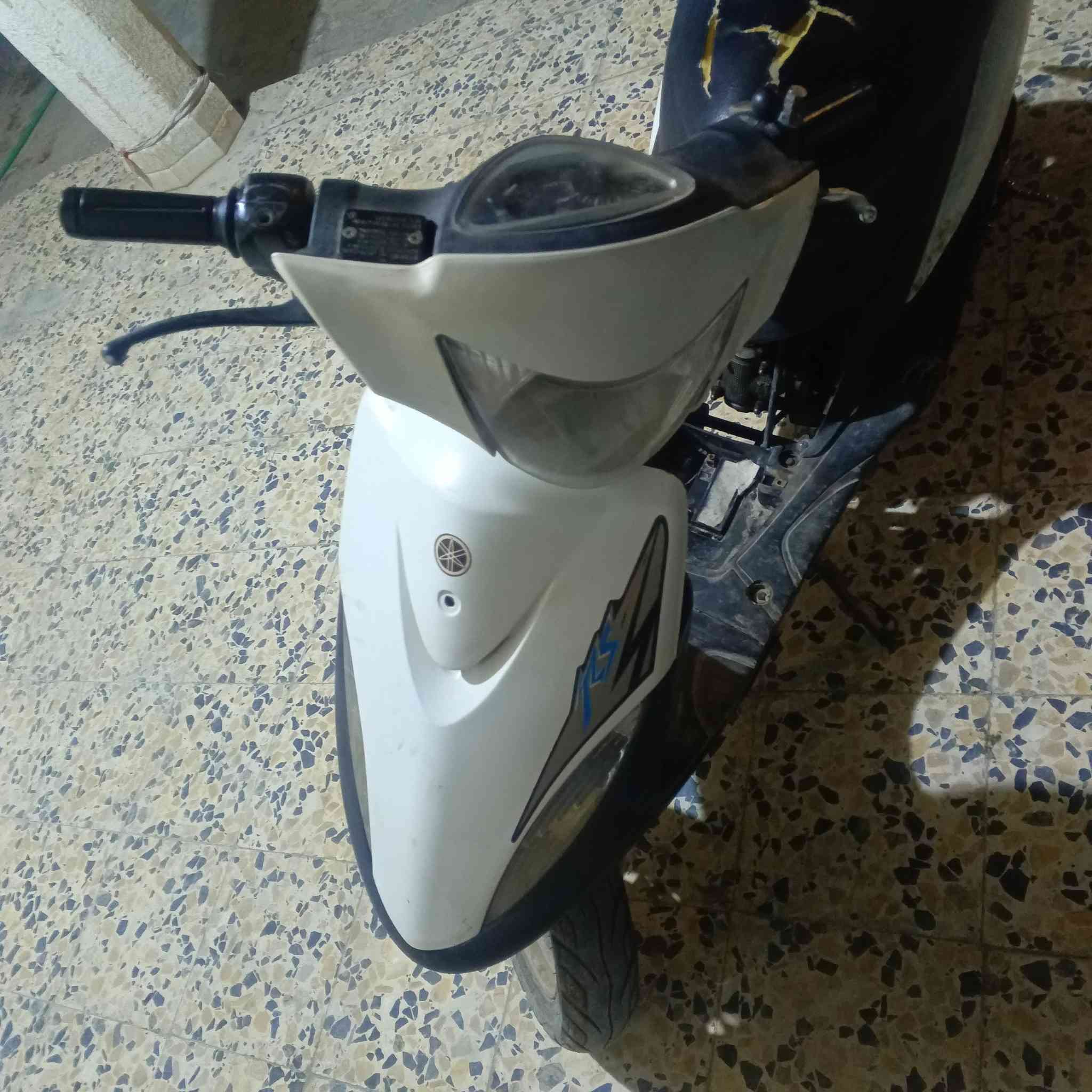 دراجه ماكس للبيع العنوان البصره لبهادريه دراجه مجفته مره وحده السعر 450
***********
