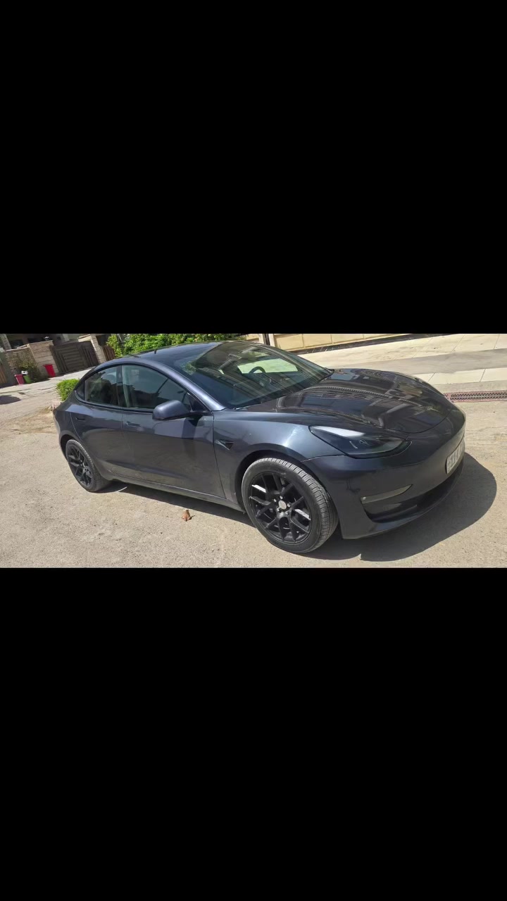 🚘 إعلان بيع – تسلا 3 وارد أمريكي 2023 🚘
السيارة: Tesla Model 3 – 2023 وارد أمريكا
الحالة: حادث بسيط، مصبوغ جملغ يمين + نصف جملغ يسار + باب (3 قطع فقط)
ماشية: 4000 كم فقط
ملاحظة: أرباك ستيرن طاك
المواصفات:
✅ تحديث أونلاين
✅ مواصفات تسلا 3 المعروفة (كهربائية بالكامل – دفع خلفي – تشغيل ذكي – شاشة كبيرة – أنظمة أمان متطورة)
💰 السعر: 15700$ (بيع فقط)
📍 المكان: بغداد – البنوك
📞 الاتصال: ***********
