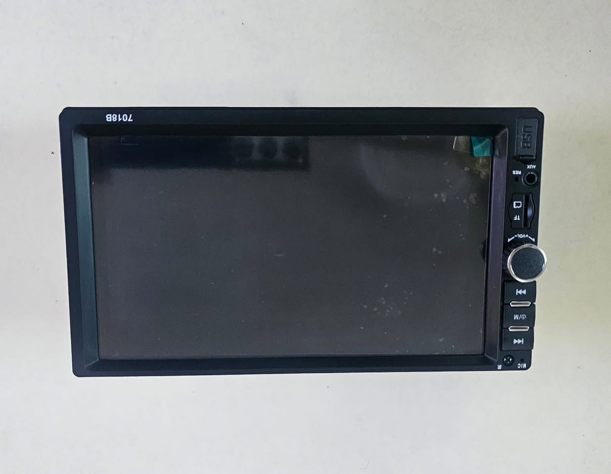 السلام عليكم 

شاشة سياره رقميه 7 بوصه 

السعر 20 الف 

التفاصيل داخل الصور / للتواصل *********** واتس اب توصيل بغداد (5) آلاف محافظات (6) الاف للمزيد زوروا صفحتنا على الفيس بك 

https://www.facebook.com/profile.php?id=61560710157601
