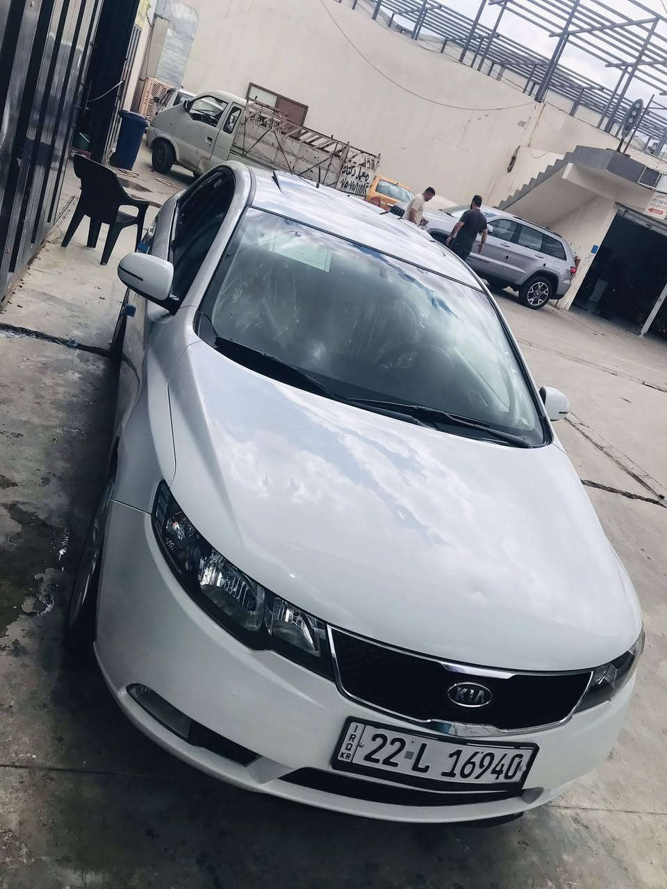 للبيع كيه سياراتو
موديل 11
سلايت
خمسه ويل كب
تبريد ثلج 
صبغ جامغ امامي مال سايق بلا داخل
صدر جديد 
تاير جديد 
بسمي تريد. كاله تريد تحويل 
رقم اربيل جديد 
هزه جديد سنويه ٣١
مكان السياره القيارة

‭٠٧٧١ ٧٢٠ ٥٣٠٣‬
