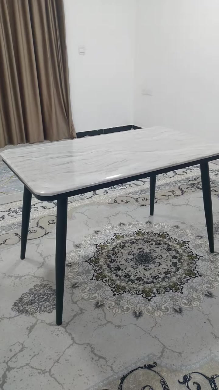 للبيع ميز طعام مرمر وقاعده حديد المكان بغداد حي الجامعة للاتصال *********** سعر الميز ( 150الف ) ان شاءالله
