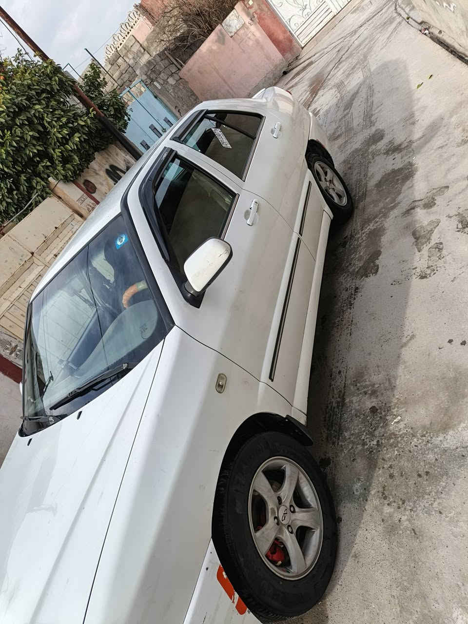 السلام عليكم كوين 2013اني انا الشرعي
كابون بنزين ورقي كشنات اكسنت 
محرك شرط جير شرط 
تدفئه تبريد شرط ❄️
شاشه سيستم سماعات 🫥 
تايات جدد 
السعر 46 وبيها مجال 
***********
