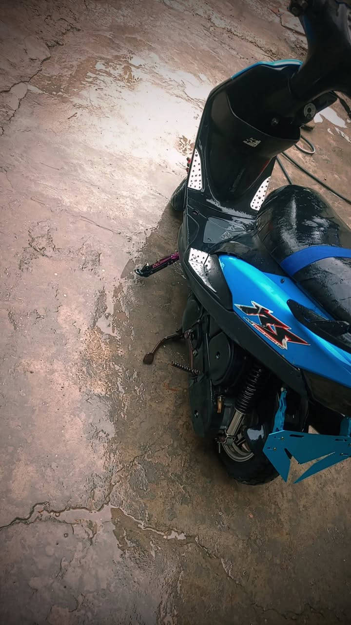 سلام عليكم ماكس عدله مامفتوح برغي واحد نقصها بس تعديل ماشه وتبديل ويال امامي فقط سعرها 500وبيها مجال بغداد الزعفرانية ***********
