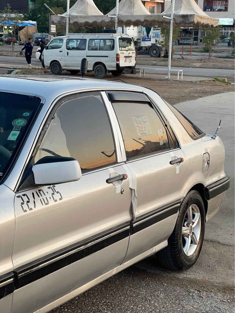 سلام عليكم لبيع كلنت موديل90 اوتوماتيك محرك2000 فول نضافه  بيه كوبون بنزين رقم هاتف ***********فول مواصفات سلايت باور كهربائي جامات كهرباىي نضام ايكو اقتصادي بريكabs تخم تايرات صدر جدد ويلكب سستم سماعات  بيه كم قطعه صبغ ولباقي بلاد رقم اربيل شرط تحويل وكاله  سعره مناسب تدفئه شغاله عنواني دياله خانقين خناقين, ديالى
