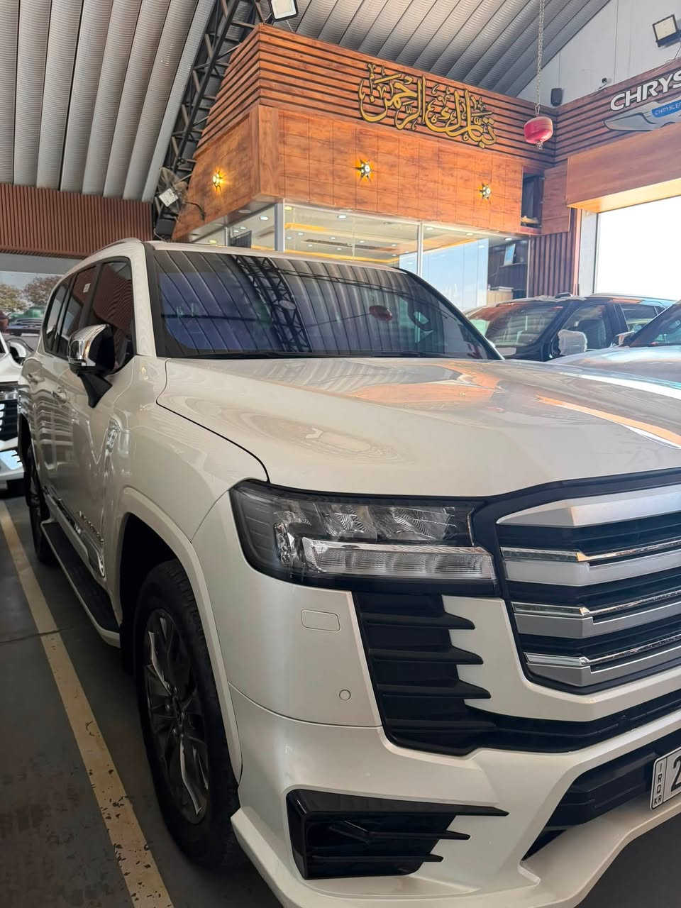 TOYOTA Land cruiser 2024
GX.R  Limited
‎سنة الصنع: 2024 
‎
٥ كاميرا 
ماشييه  30  الف  كم 
‎المواصفات :
- محرك 6 سلندر 4.0L
‎- فتحة سقف ( سلايد ) 
-٣ شاشات 
- شاشات ترفيه خلفية
‎- مقاعد جلد 
‎- مقاعد كهربائية 
- مقاعد امامية تبريد 
- ⁠تبريد وتدفئة امامي خلفي 
‎- بصمة الابواب 
‎- صندوق كهربائي
‎- مصابيح LED و زينون
-7 راكب 
-شحن واير ليس 
-حساس امامي خلفي 
‎- حجم العجلات 20 inch 
مكفول كفاله عامه 
***********
***********
