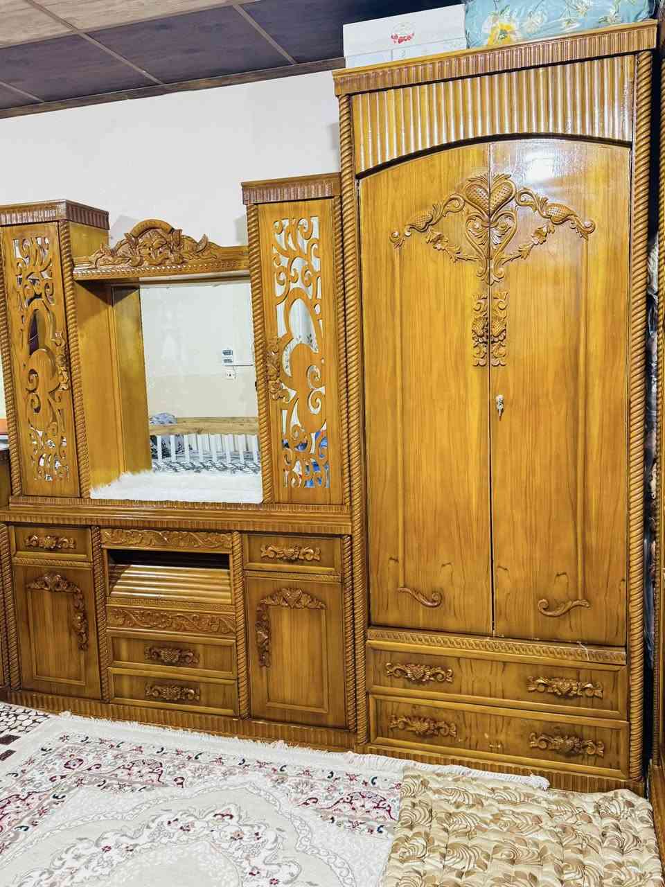 السلام عليكم 
غرفة نوم فصال عراقي خشب زان قنصور 6 أبواب خشب ثقيل غرفة خدش ما بيها السعر مليون ومية الف وبيها مجال بسيط الي يريد يتواصل خاص


**إذا كنت صاحب هذا الإعلان وتريد حذفه لأي سبب، رجاءا أرسل رسالة إلى الدعم الفني**