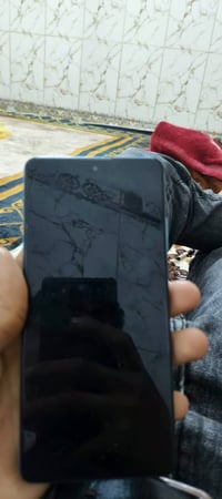 موبايل وكع بلماي وبعد ما اشتغل ابيع فحم ب٦٠الف مكاني زعفرانيه توصيل ما...