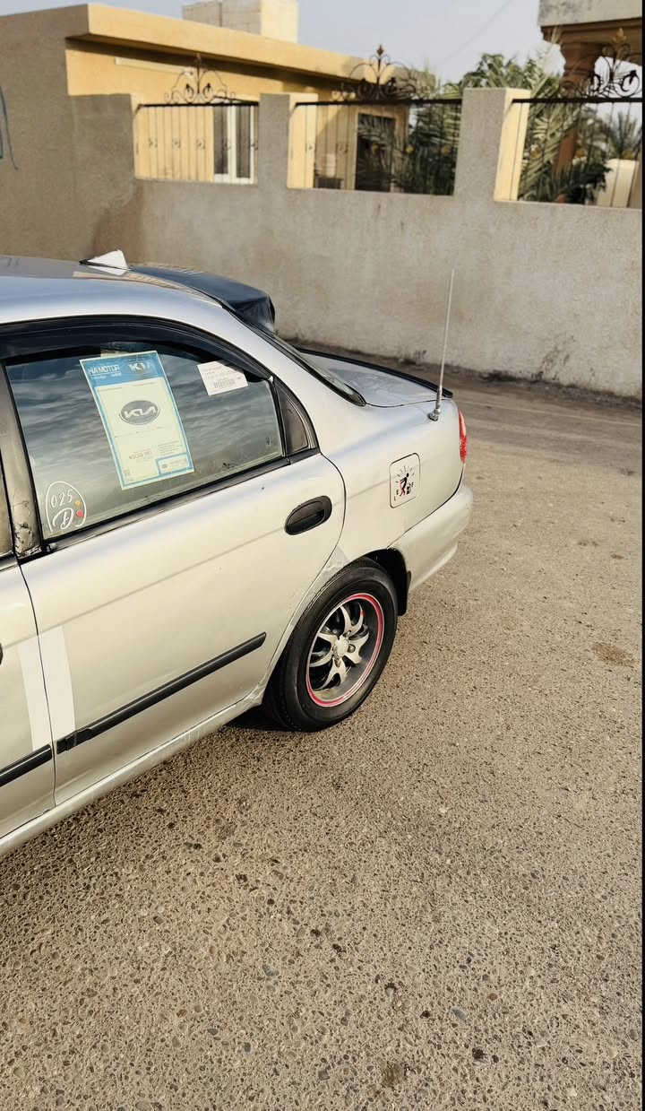 سلام عليكم للبيع سيفيا موديل 2001 رقم بغداد دولي كير اوتماتيك شرط محرك شرط تخم تايرات جدد صدر جدد تدفئه شغاله كهربائيات كلها شغاله صبغ حزام بدون حادث سياره جاهزه ماناقصها شي السعر 36وبيها مجال المكان صلاح الدين للاتصال ***********
