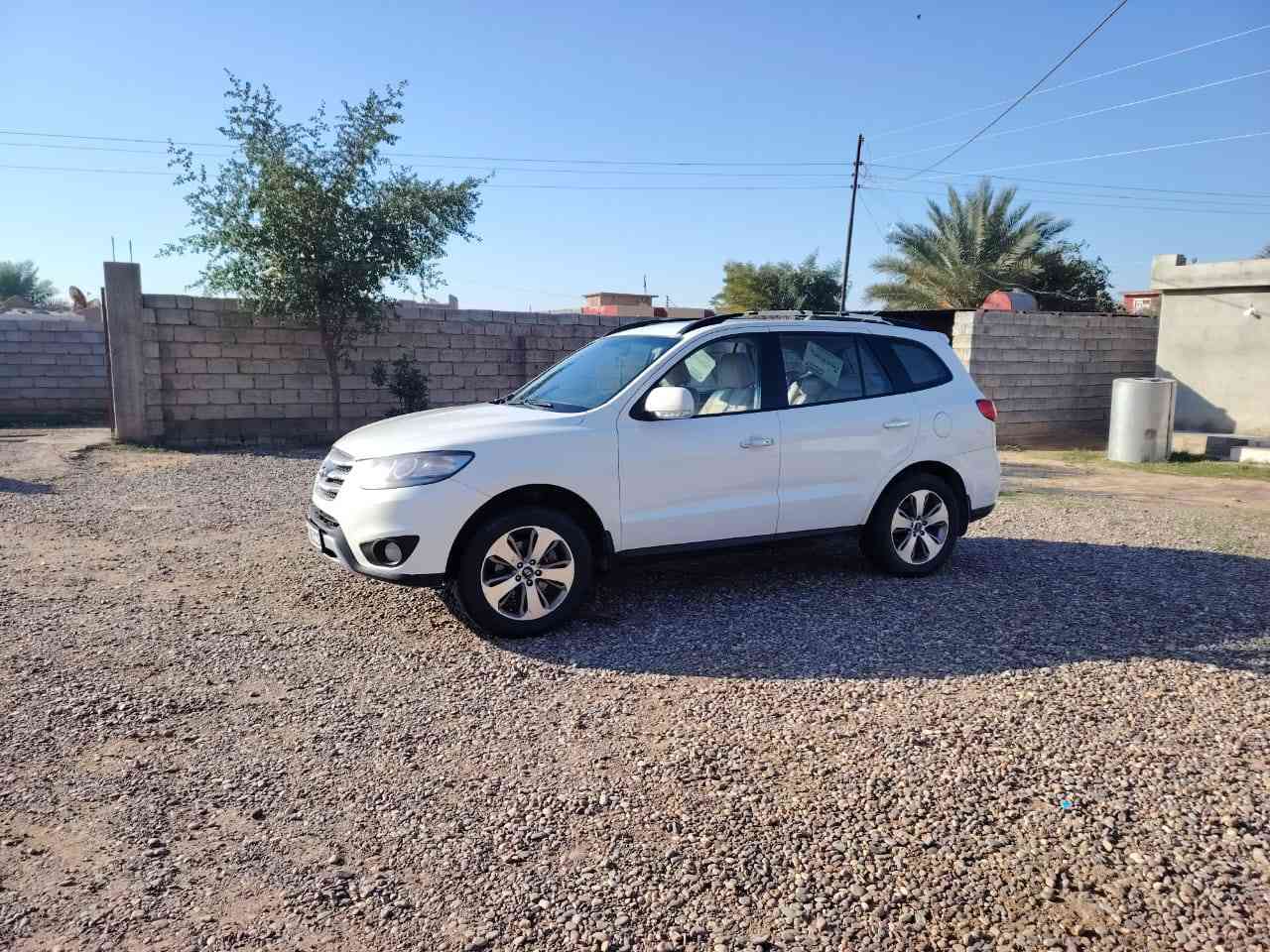 السلام عليكم
سنتافي موديل 12
للبيع أو مراوس بكورلا أو سوناتا 
فول مواصفات رقم وهزه جديد تحويل فقط
ضرر جاملغ خلفي فقط 
متواجد عالنت 
أو الاتصال بالرقم ***********
