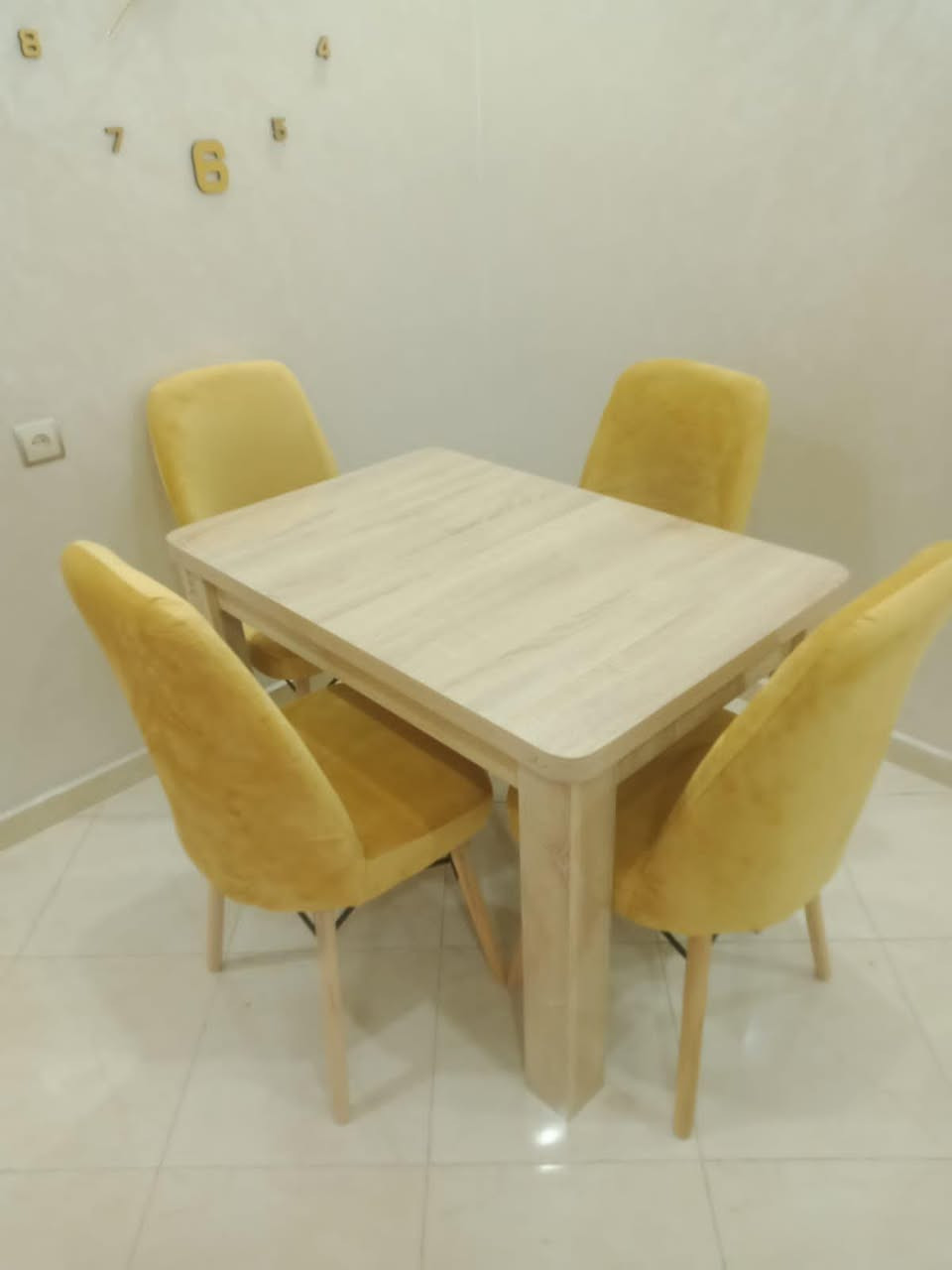 🔥 لأصحاب التاويل والأناقة 😌
👌 *الكمية محدودة*
Mdf 18
Sghira 4 krassa 100/70 *

Kbira 6 chaises 140/80 🔥

Tissu antitache و
 توصيل مجاني 😉🚀
🚚توصيل حتا لباب الدار قلب عاد خلص📨

👌 *ضمان الجودة* 100% *صور حقيقة للمنتج*

📸 شوفو المنتج بعينيكم قبل ما تشريو!
🚀 *احجز الآن* و استفد من التوصيل السريع!
⏰ العرض صالح لطيلة الشھر 😱😱😱
✨للطلب تواصل معنا في الخاص سيدي بوعثمان, الرحامنة


**إذا كنت صاحب هذا الإعلان وتريد حذفه لأي سبب، رجاءا أرسل رسالة إلى الدعم الفني**