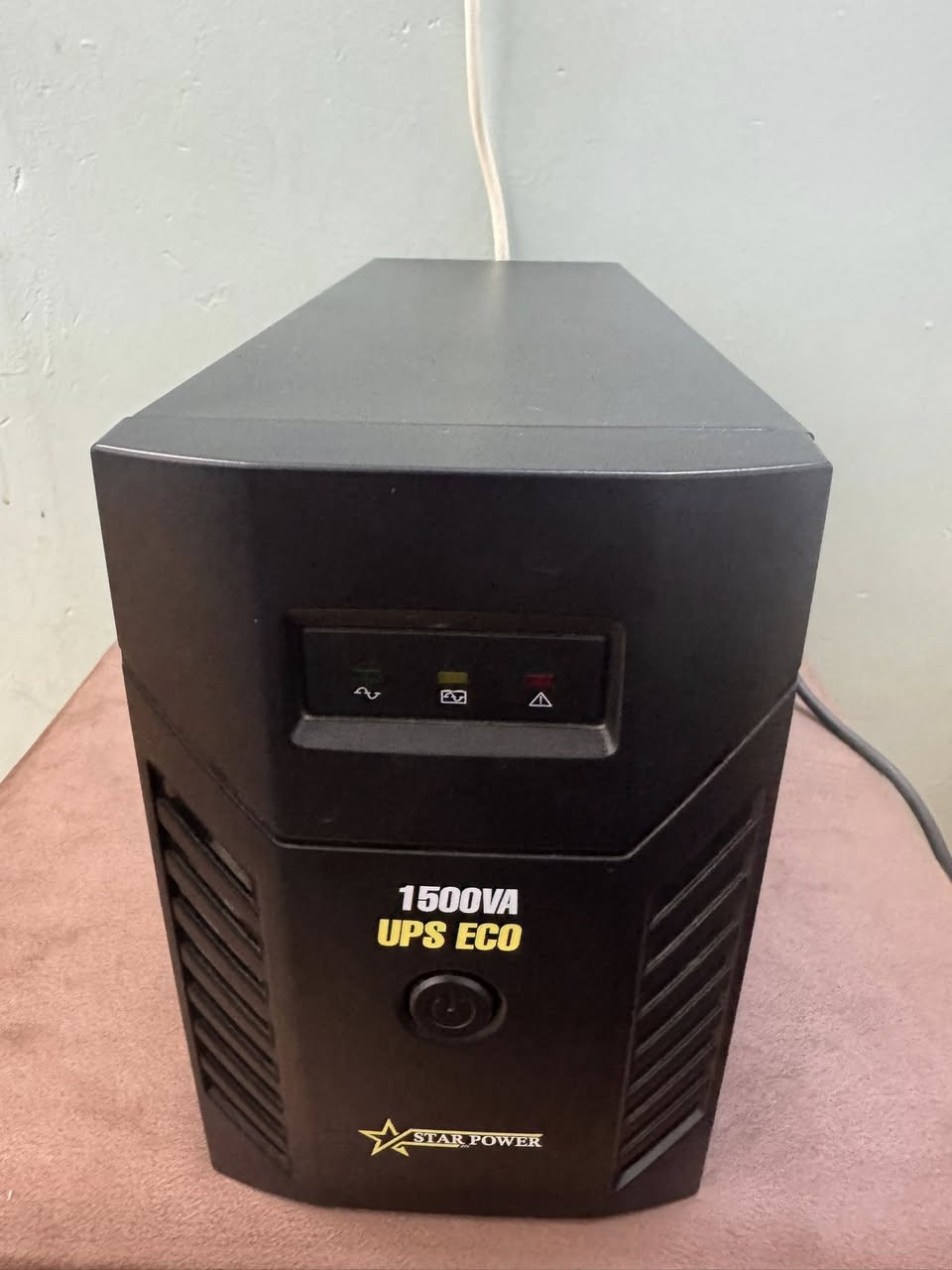 السلام عليكم بلي 5 فات  للبيع نضيف جداً ممفتوح اوربي نسخه هورايزن كارتونته موجوده  بي العاب البلصوره حساب اماراتي البلصوره الالعاب البي اني مشتريهن بلاضافه الى لعبه the last of us 1 ريميك وياه جوستك الاصلي ويو بي اس 1500 بغداد الحريه *********** السعر 600 الف.
