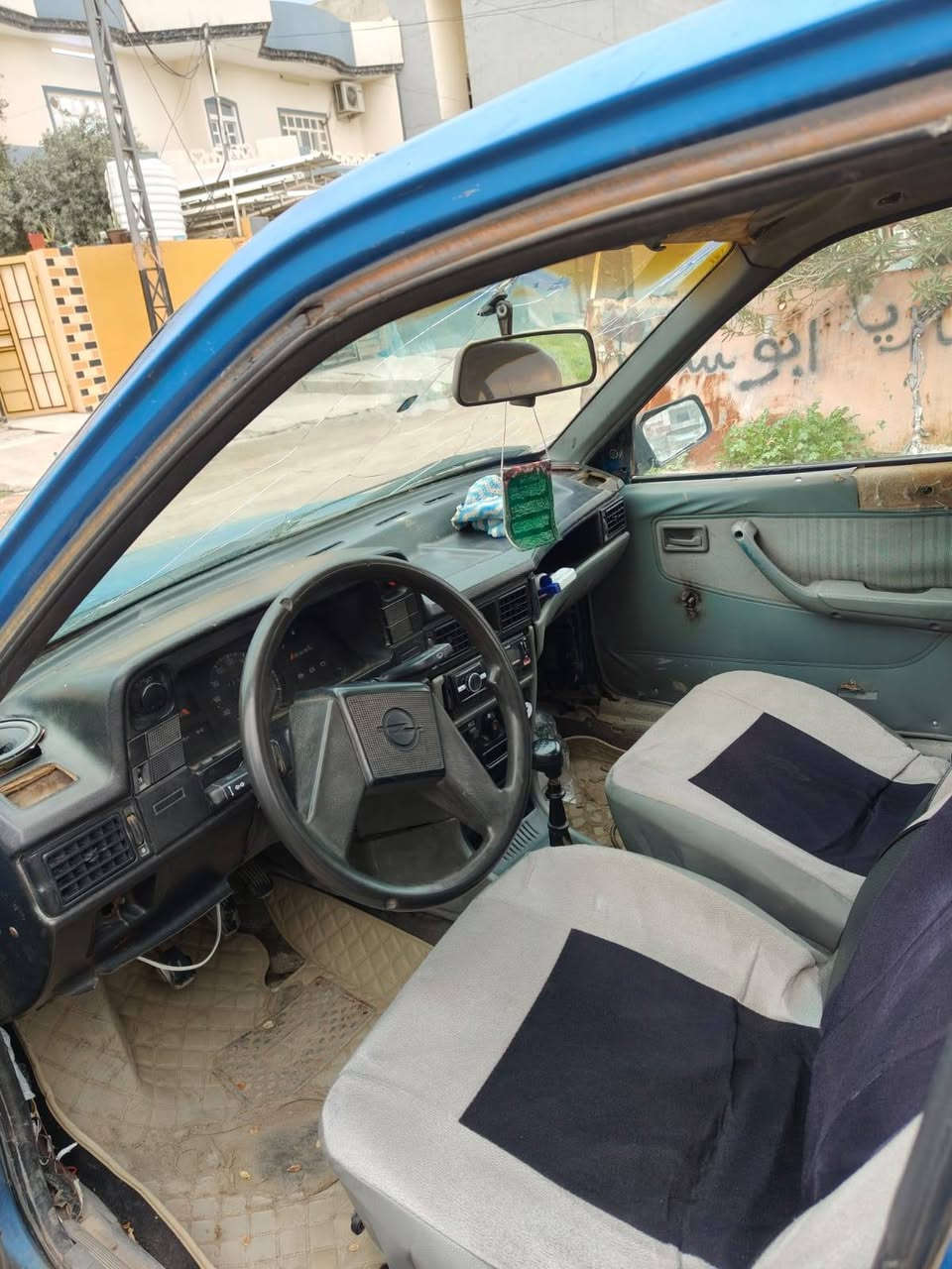 السلام عليكم كاديت للبيع محرك وكير شرط الرقم فحص  صلاح الدين شرط الوكاله وتحويل مكاني موصل حي الانتصار السعر 10 وبيها مجال بصيط ***********
