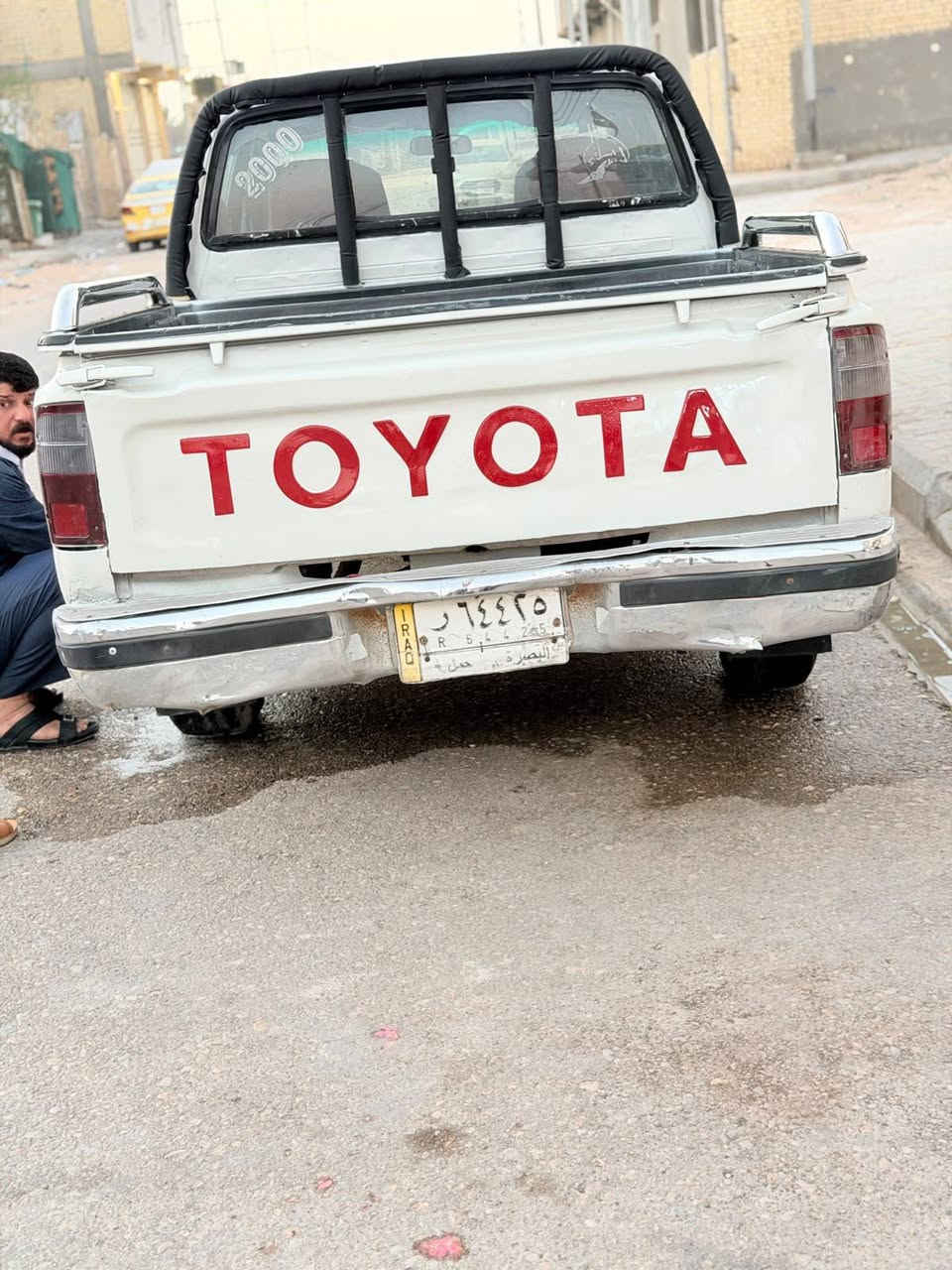 سلام عليكم بيكم تيوتا جمره موديل 2000 محرك كير شاصي كفاله من عده رشه صبغ باقي جاهزه من كلشي سياره رقم بصر شرط تحويل دوشمه جديده حداديه نضيفه كهربائيات شغاله السعر 65 وبيه مجال بسيط مكان سماوه 
رقم الهاتف//***********//غير متواجد ع الفيس
