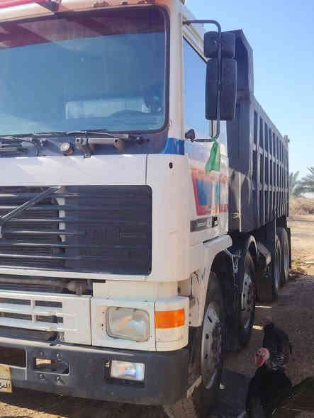 سلام عليكم سياره للبيع مديل ٩٢ السياره مكفولة كفالة عامه مكينه ٢٢ كير ٣؛٣ مجموعة ٨٢ تخم تاير عوزه بس زوج المكان الكوت رقم الهاتف ***********
