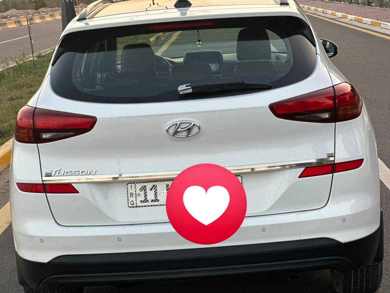 سلام عليكم توسان للبيع موديل 20 فول مواصفات واحد على واحد شركه الكاصد محرك 2000 دوش ماشيه 100 كير ومحرك مامفتوح سنويه لغايه 31 السياره بسمي مشروع وطني تحويل ثاني يوم بيها شبر واحد صبغ والباقي كفالة عامه بيع مستعجل عنوان كربلاء السعر 180وبيها مجال بسيط رقم الهاتف *********** / ***********
