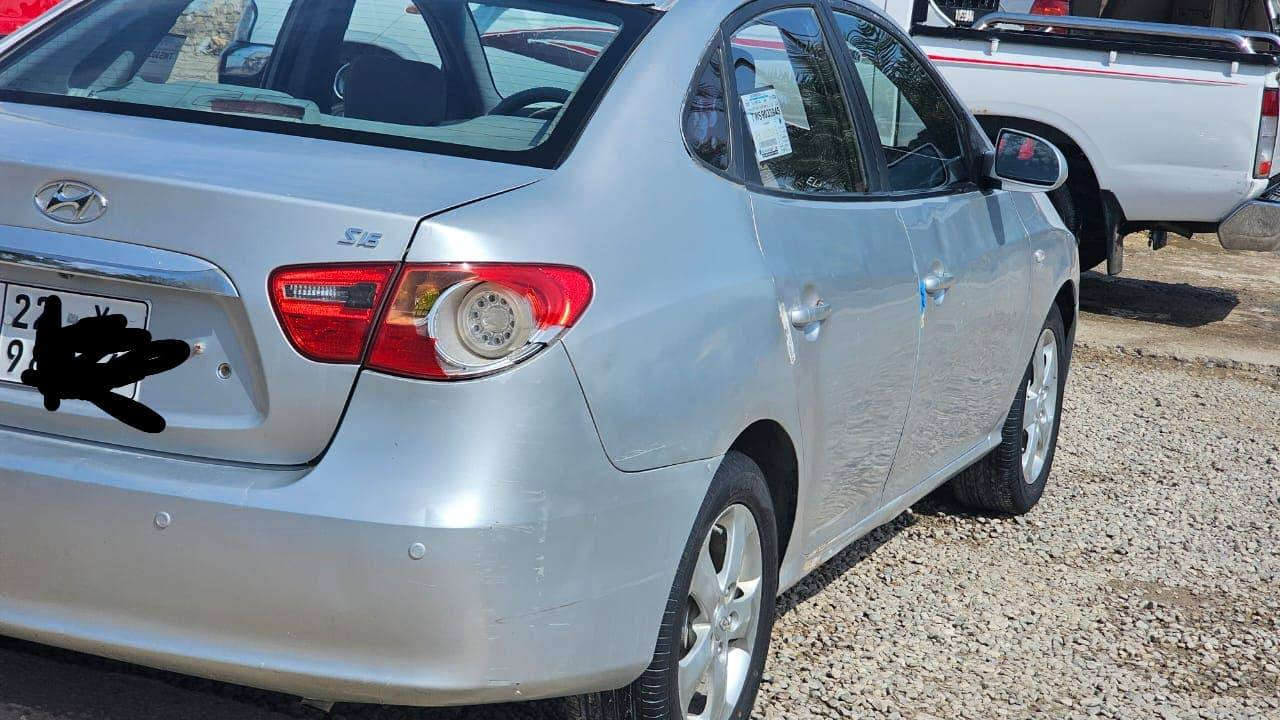 السلام عليكم ورحمة الله وبركاته 
الالنتر طك فلين موديل 2010ليزريه  
*دواخل بيجي خليجي
*متوئمة ع الشاصي طبق الاصل مكينه المرغوب دوش
*شرط الحاسبه
*كصة جنطة شغل درجة اولى باجات 
*دخول جديد
* متومة اربيل انكليزي شرط الحاسبة
*وكاله بسم المشتري 
*سنوية ام الفسفوره شرط اصليه
*السيارة جاهزة وبدون اي نقص 
*كير مكينة تبريد تدفئة حدادية كله كفاله
* مكان السيارة ذي قار قضاء الدوايه 
*السعر 40 ومجال قليل حك الجيه
لاتصال///***********
