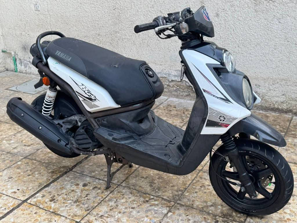 سلام عليكم دراجة لبيع مستعجل عليه دراجة ما تنوصف السعر550

‏‪ 0772 432 3085‬
