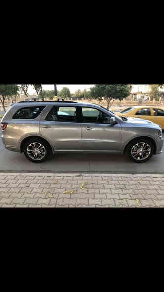 السلام عليكم / مرخصة الادمن المحترم               
دوج دورنگو خليجي موديل 20 رقم سليمانيه السياره باسمي تريد وكاله او تحويل حاضر مواصفات GT المعروفه ميحتاج اذكرهن سياره جديده مكفوله عام بيها صبغ نص باب الراكب وشويه بالصندوك بعدها بوضع الشركه 
السعر المطلوب  285 وبيها مجال 
ديالى خانقين ***********
