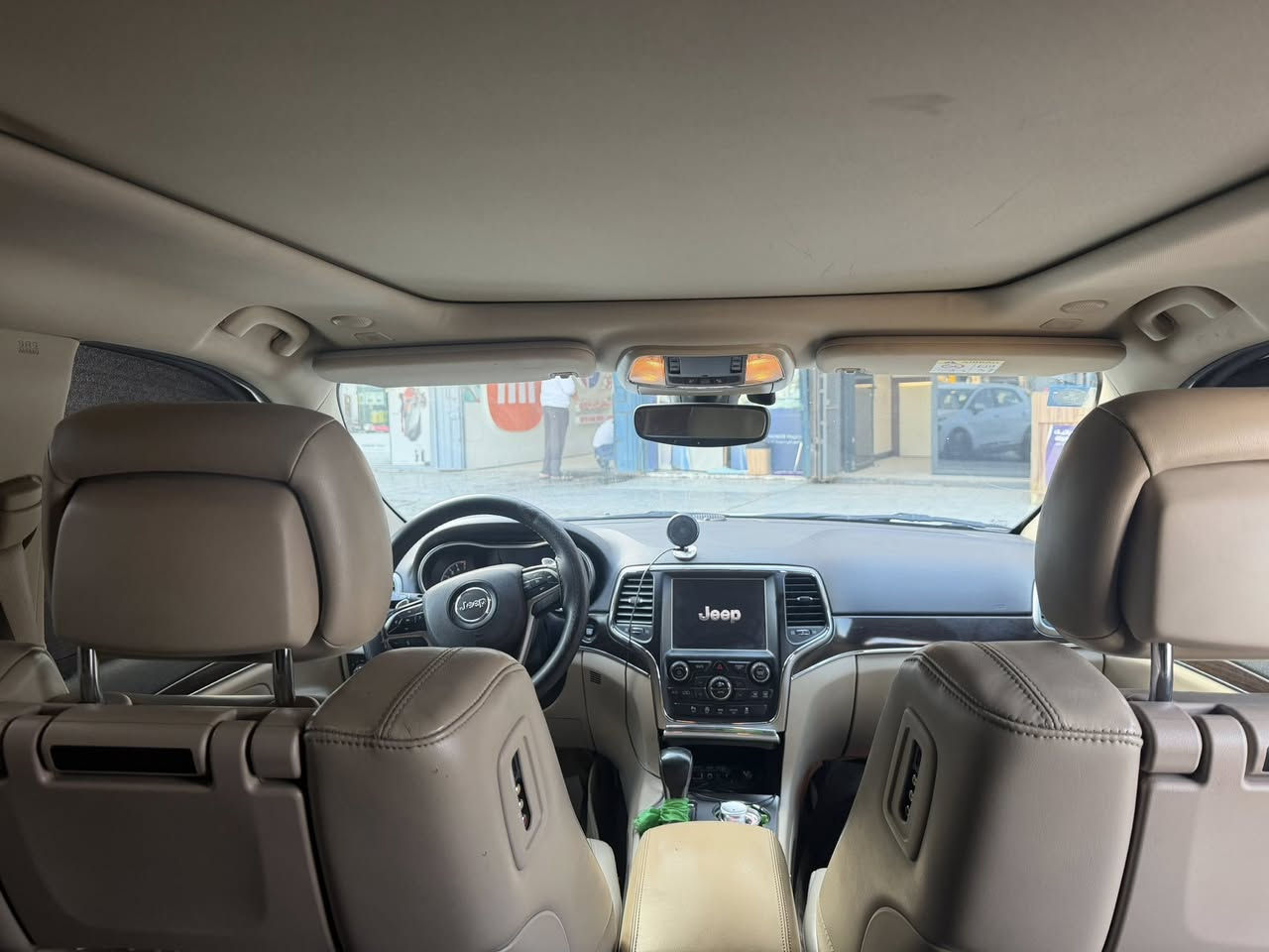 جيب  2018خليجي
لمتدد بلاص 
٣ شاشات
فول مواصفات ١/١
مكينه٣٦٠٠
ماشيه 62m
كير مكينه فور ويل كفاله 
باتري جديد
تشغيل عن بعد
شاشه جبيره 
كامره دواره
جنطه كهربائي شفط
كلوب طوارئ بجنطه
شفتات ستيرن 
تئدفه بلستيرن
حساسات امامي خلفي
دبل كزوز
سستم صوت ١٢ سماعه
دمامي خلفي بصندوق
سيدي بجكمه
قطعتين تبريد ثلج خير من الله
كشن خزن ميموري 
داخل جلد
تدفئه تبريد بكشنات
ستيرن تدفئه
اطفاء محرك اوتو عند توقف
اوتو بارك مساعد
بصمات عدد ٢
ردارات جانبيه
توقف ذاتي 
رقم بغداد انكليزي
هزه جديد
سياره بسمي شخصيأ
بيها باب الخلفي صبغ وشويه من الجاملغ 
السعر260
هـ ***********
