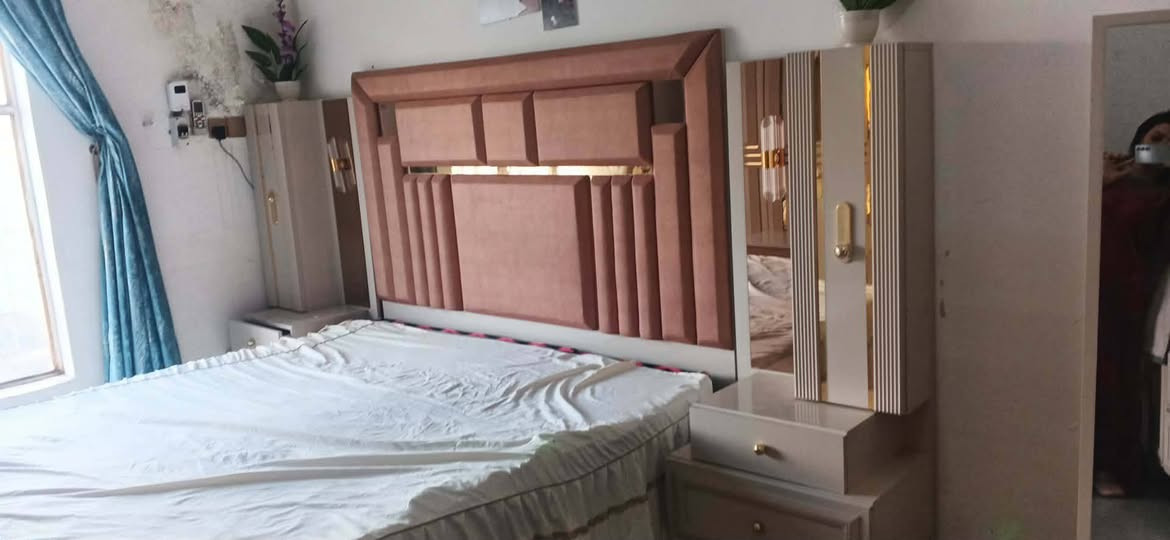 غرفه نوم تركي الاصلي 11قطعه درجة اولى مستعمله شي قليل مكاني ديالى بعقوبه السعر 950
واتس اب او اتصال موجود ***********
