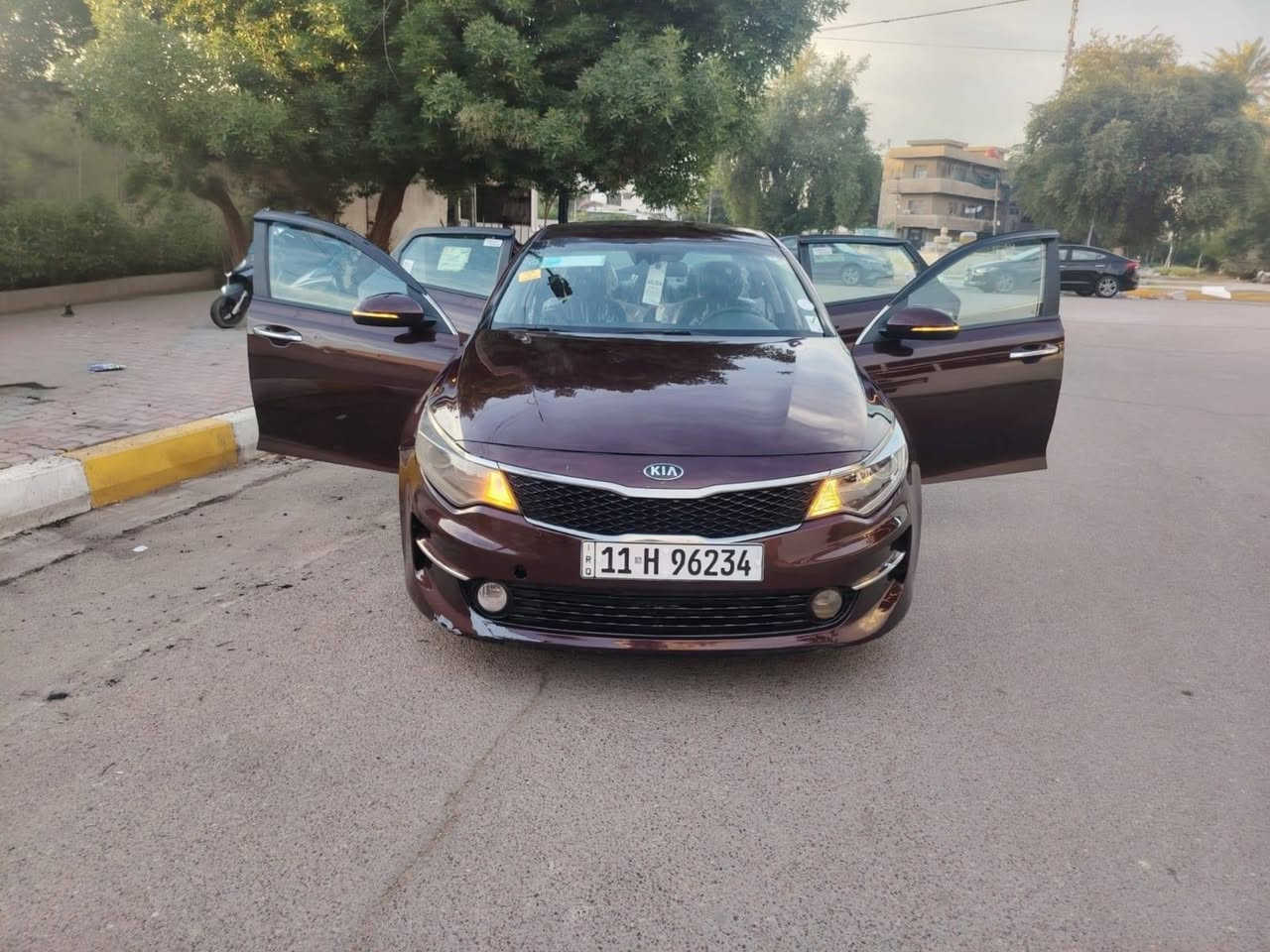 السلام عليكم 
للبيع اوبتما 2016 بدون ايرباك حادثهه خشم الجاملغ الايمن فقط ومصبوغ السيارة جاهزة بدون نواقص
يوجد سونار
السعر ١٢٢ ورقه
مكاني الحرية او البياع 
***********
