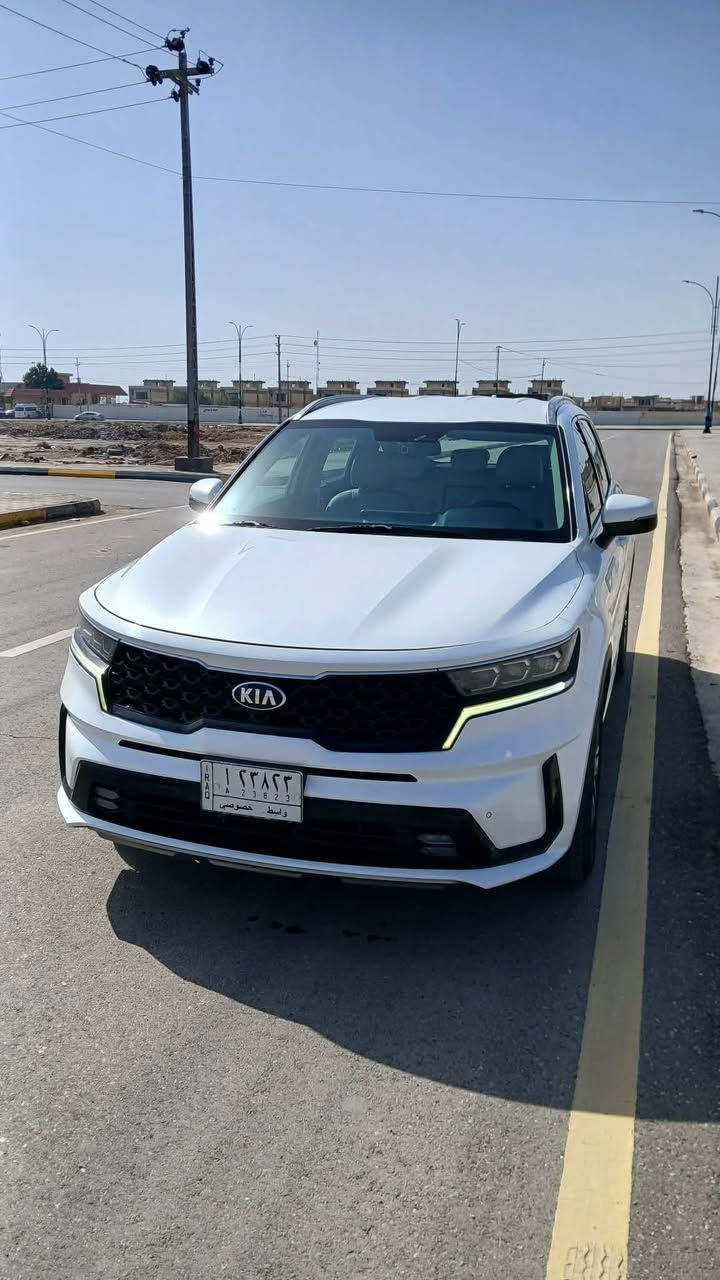 السلام عليكم   سورنتو موديل 2021 خليجي السياره كفاله عامه من كلشي ما عده اربع اصابع بارد بالجاملغ الايمن الامامي   المواصفات فول ما عدا البنوراما رقم واسط تحويل ثاني يوم السعر 267  وبيه مجال بسيط جدآ  رقم الهاتف ***********
