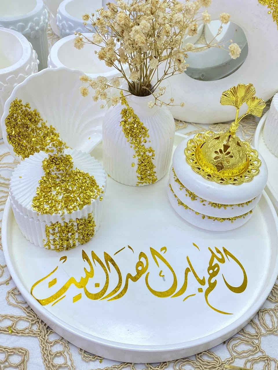 السلام عليكم صصياني خطوبه وصياني مباخر كلمن وسعره للحجز وات ساب 😍***********
