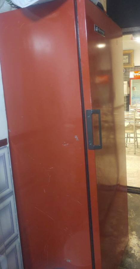 مرحبا اغراض للبيع استعمال قليل شغالات واصليات التفاصيل موضحه تحت الصور الشراي يتصل عالرقم ***********
