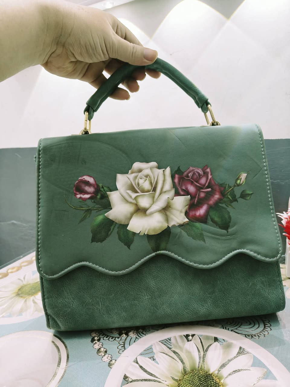 متوفر حقائب اوربيه درجه اولى


**إذا كنت صاحب هذا الإعلان وتريد حذفه لأي سبب، رجاءا أرسل رسالة إلى الدعم الفني**