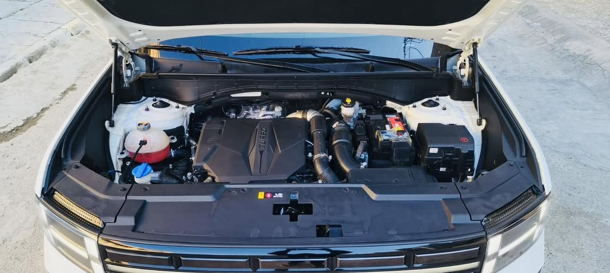 السلام عليكم 
سنتافيه 2024 خليجي 
فول مواصفات 1/1 بنوراما 
مكفوله كفاله عامه وضع زيرو 
ماشيه 21 الف وبيه ضمان شركه 
بعده بجيس شركه 
محرك 2500 تيربو 

السعر 257 ورقه 

رقمي ***********
