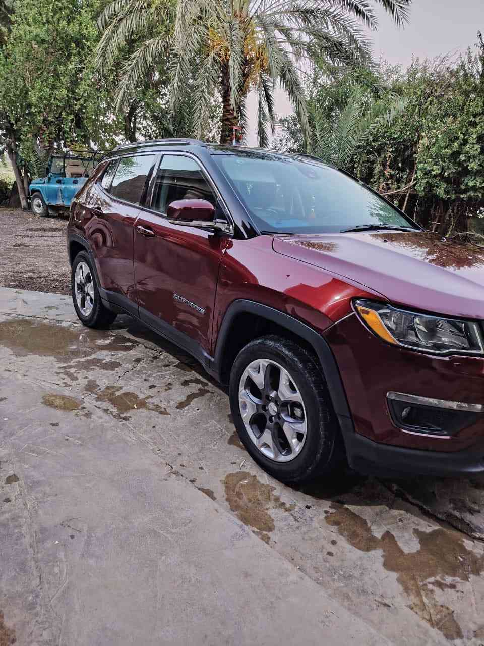 جيب كومباس 2021 للبيع
سياره فول موصفات رقم مميز
حادث سياره جملغ امامي بنيد فقط محرك 4 سلندر
ماشيه 44 الف 

السعر 160
***********
