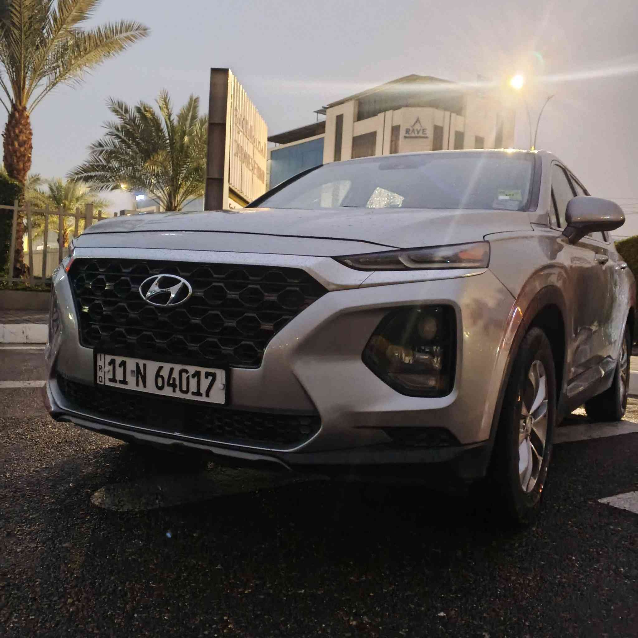 سنتافي 2020 جديدة
قطعه وحدة صبغ لا تبديل ولادواخل ولاتصليح اي شي
 وارد امريكي
صورة الحادث مرفقة
السعر 205 وبيهه مجال شي بصيط
***********
ماشية 60000 ميل 
محرك 4
دفع رباعي فور ويل
Htrac
سايد بريك دكمة
تحديد مسار
مثبت سرعة
تنبيه الخروج عن  المسار
أوضاع قيادة متعددة
نظام ABS
نظام مراقبة ضغط الإطارات TPMS
شاشة كبيرة
تبريد قطعتين
منافذ USB
لايت LED
التوقف الذاتي
• هاند بريك بصمة
 Auto Hold  أوتو هولد

• نظام مانع الانزلاق

• نظام نزول المنحدرات.

• نظام اطفاء المحرك (A) ذاتيا في الازدحامات لتوفير الوقود

• حساسات ضغط الاطارات_
كامرة خلفية

-مثبت السرعة Cruise وميزة التباعد عن المركبا
بيع نقدي فقط بدون مرارس
