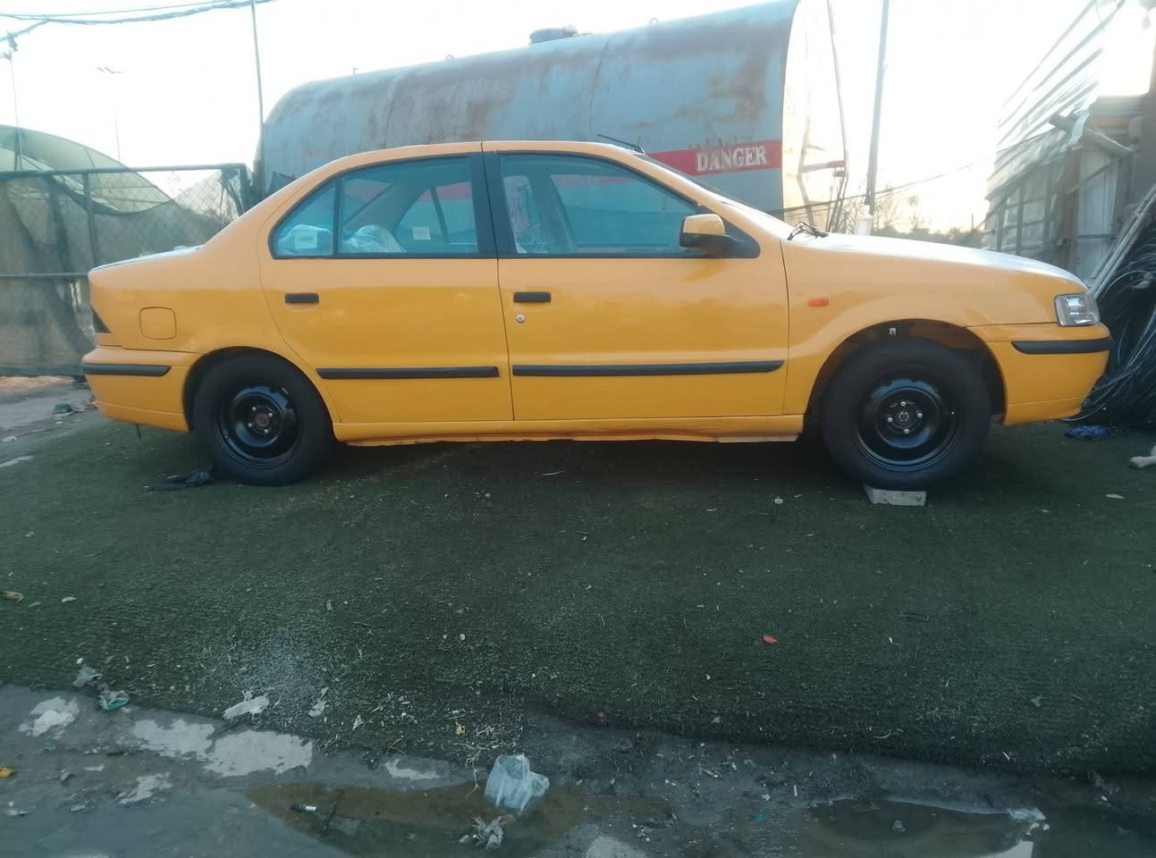 سمند للبيع سيارة جاهزة 2012 بسمي رقم الإنكليزي بية بنيدي مبدل فقط أو الدوسات معمرة.   رقم بغداد  
***********
