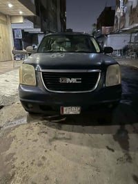 يوكن موديل 2013 لون نيلي باقي التفاصيل هذا الرقم 07745944889