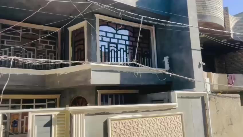 السلام عليكم ورمضان كريم علينا وعليكم 
كادر عباس النقاش كافة أنواع الديكورات 
والصباغ الاستفسار ***********
