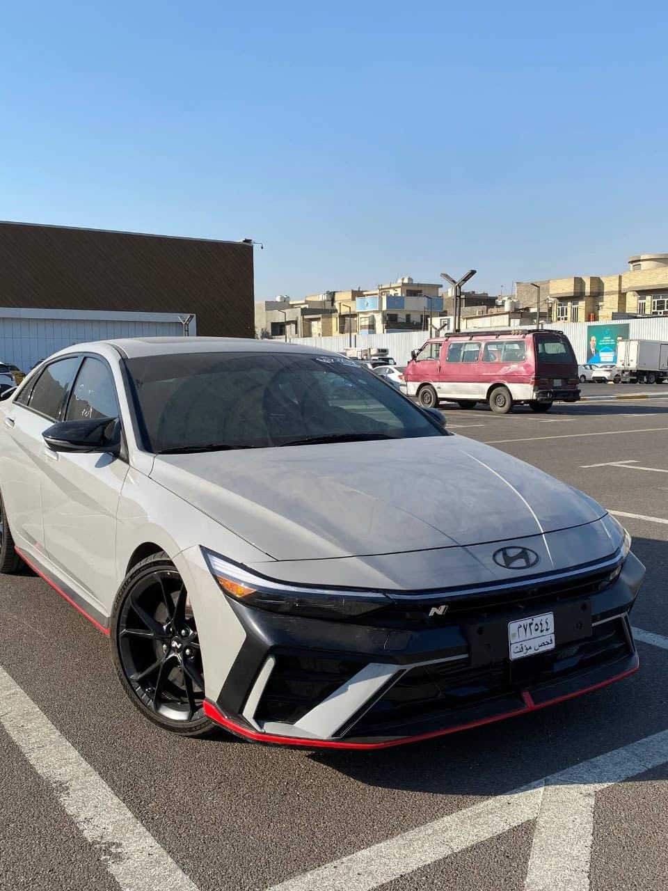 بسم الله الرحمن الرحيم
السلام عليكم عليكم ورحمة الله وبركاته 

Hyundai Elentra N 2025

المواصفات:❤️‍🔥N 

1️⃣كير اوتماتيك 8 نمر دبل كلچ DCT 

2️⃣كشن حضن 

3️⃣كشن علامة N

4️⃣كشنات كنتاره وجلد N

5️⃣سلايد روف 

6️⃣اناره داخليه 👌🏻٢٤ لون

7️⃣تحكم ستيرن نورمال وسبورت

8️⃣تحكم دبلات نورمال وسبورت

9️⃣ابواب بصمة

1️⃣0️⃣بصمة تشغيل 

1️⃣1️⃣شحن وايرلس

1️⃣2️⃣شاشة متصله 

1️⃣3️⃣كاميرا

1️⃣4️⃣نظام صوت _𝐁𝐎𝐒𝐒

1️⃣5️⃣اشارة ترحيب

1️⃣6️⃣اشارة مرايا

1️⃣7️⃣اوتو ستوب

1️⃣8️⃣نقطة عمياء

1️⃣9️⃣تحديد سرعة

2️⃣0️⃣تحديد مسار

2️⃣1️⃣رادار امامي 

2️⃣2️⃣رادار جانبي 

2️⃣2️⃣رادار خلفي 

2️⃣3️⃣حساسات جانبي 

2️⃣4️⃣حساسات خلفي

2️⃣5️⃣نظام _ 𝐍𝐎𝐑𝐌𝐀𝐋

2️⃣6️⃣نظام _ 𝐒𝐏𝐎𝐑𝐓

2️⃣7️⃣نظام _ N🚀

2️⃣8️⃣نظام _NGS☠️🩶

2️⃣9️⃣كشنات هيتر

3️⃣0️⃣ستيرن هيتر

3️⃣2️⃣صندوق ذكي

3️⃣3️⃣لايتات ليد 4 عدسات زينون

3️⃣4️⃣بگلايت ليد

 

صور الحادث مرفقة بالمنشور

مكان السياره بغداد حي العامل 
 
السياره زيرو ماشيه 2000 فقط بعدها بملصقات الشركه 

وعليها كت شوته رياضي ☠️❌

 

 السياره بدون رقم حره 

للاستفسار : خاص او ***********
