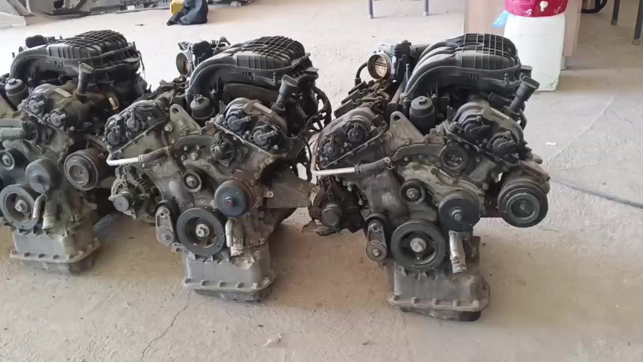 سلام عليكم ورحمة الله وبركاته 
مكاين جمله السعر 8$
العدد 9 مكاين كامله من عده الكير 
الهاتف ***********
