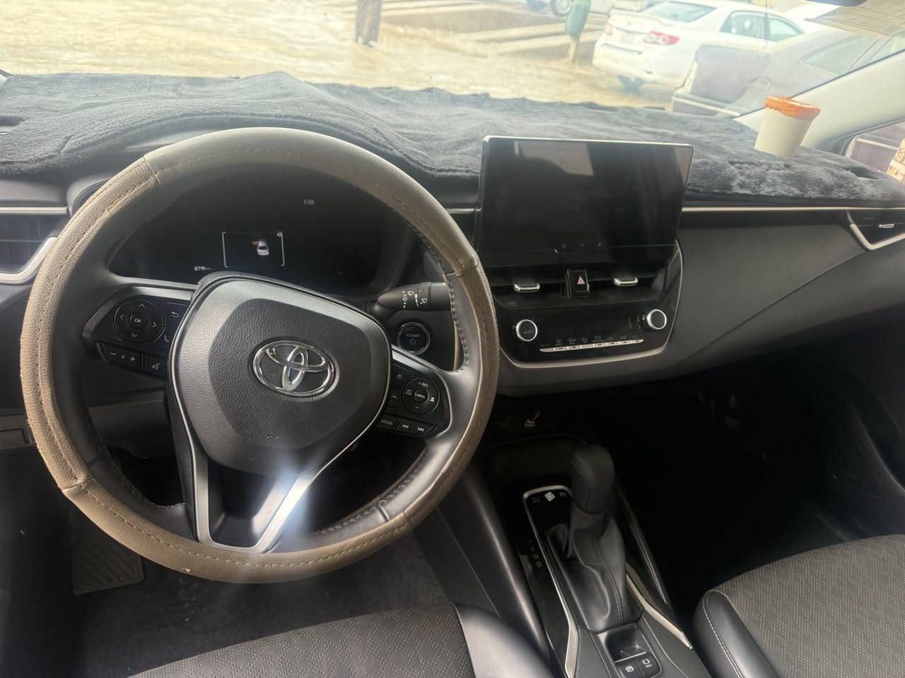 كورلا هايبرد صيني خليجي  مديل 2025 ماشيه 9000 زيرو بعدهه وضع شركه رقم صلاح الدين مكان سياره سامراء تكريت تحويل ثاني السعر 160 وبيهه مجال شي قليل ***********
