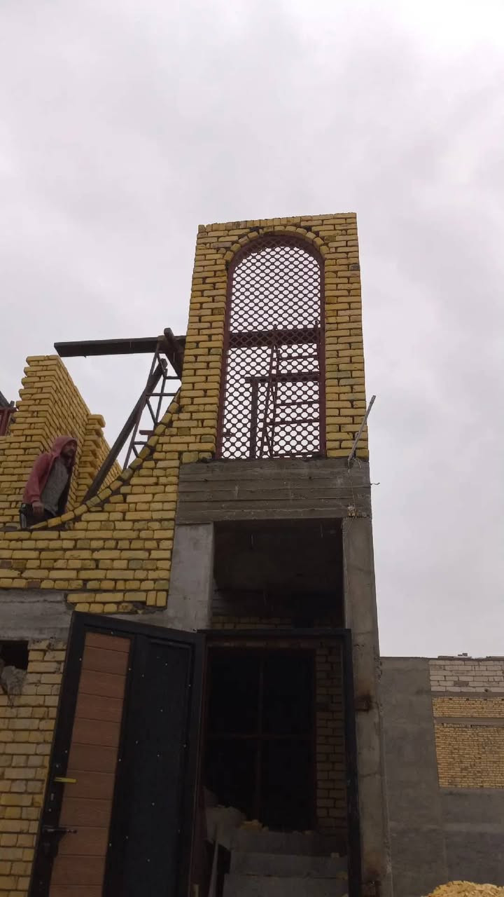 خلفه بنا متفرغ بل يوميه ومكطوعه ***********
