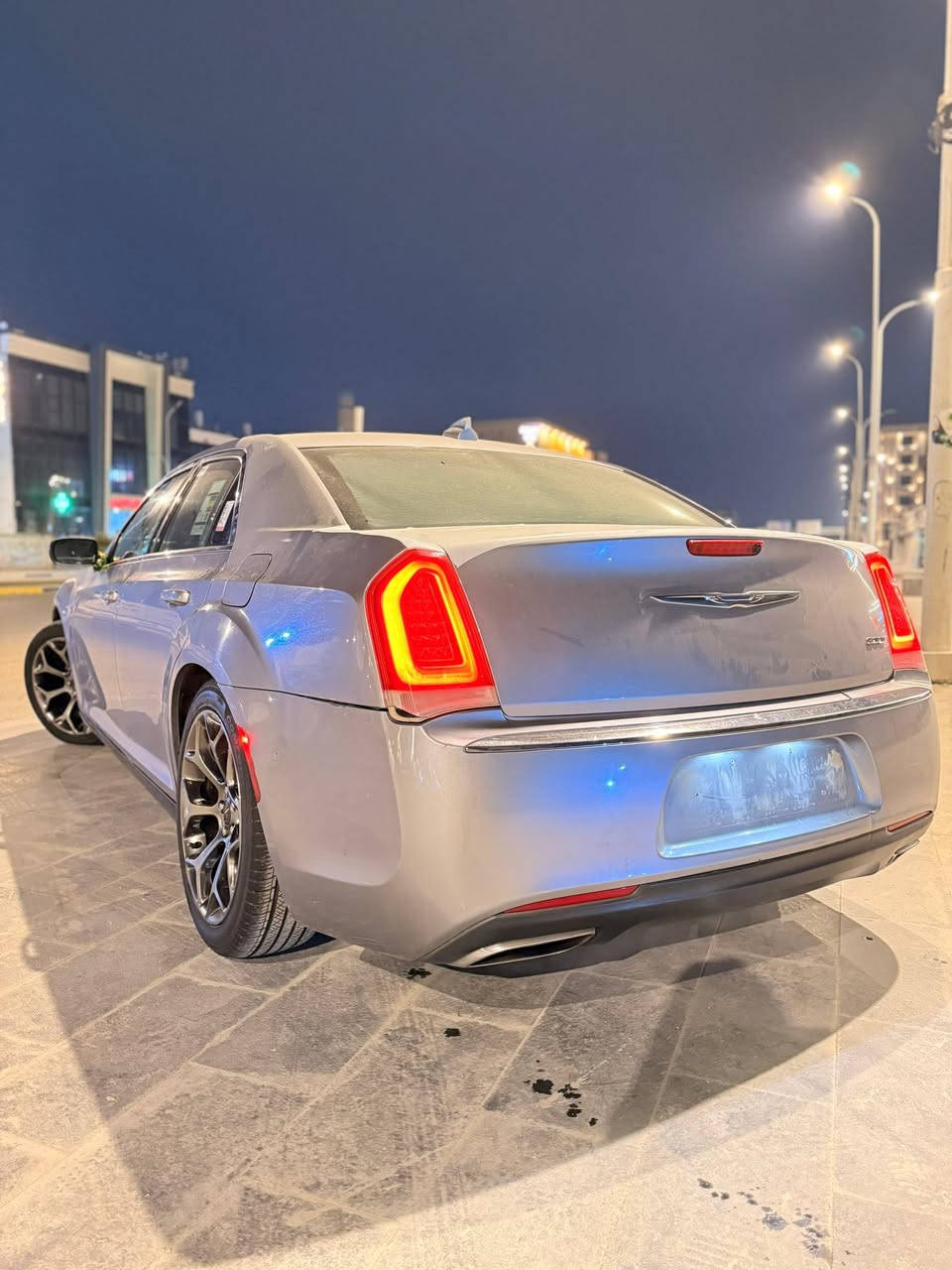 السلام عليكم اوباما 2017 سلفر ادوات كصه جنطه متومه ارقام وسنويه ع رقم شاصي دخول جديد مكينه 3600 كير ماوس شاشه جبيرا كشنات كهرباء تدفئه تبريد سياره جاهزة للأخير كير مكينه حداده تخم تاير ويلكب اصلي 20 تبريد تدفئه جاهزة وبدون اي نقص مكاني البصره رقمي ***********
